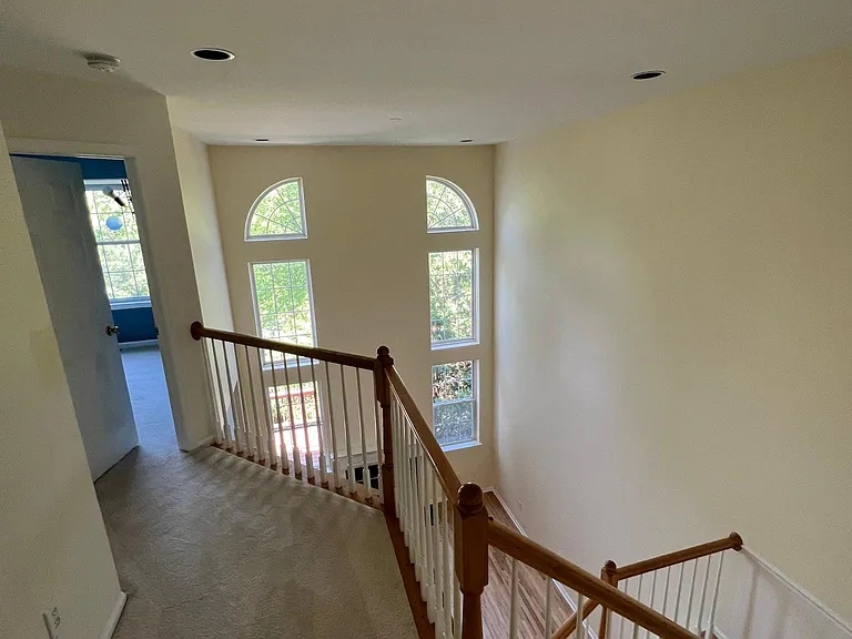 19 Tankard Ln — Photo 8