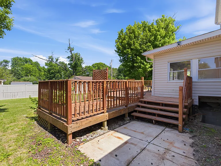 1330 S New Florissant Rd — Photo 24