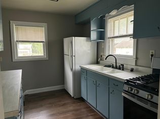 422 S 20th St, Decatur, IL 62521