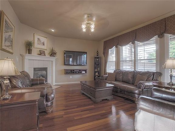 2nd image of 9128 Brinson Dr