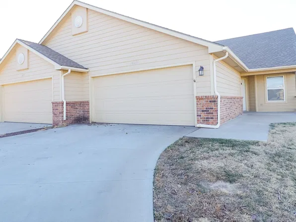 1603 Clover Dr, Junction City, KS 66441