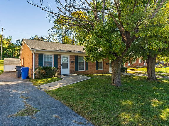 3rd image of 1851 Arundel Dr