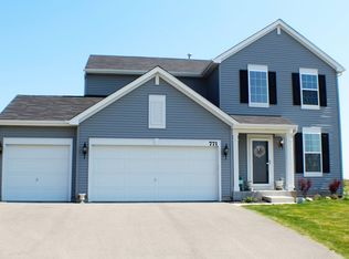 771 Windett Ridge Rd, Yorkville, IL 60560