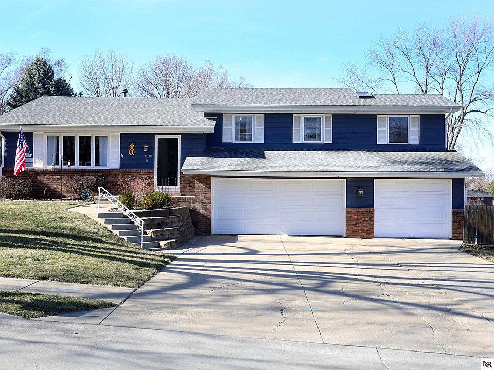 1st image of 1100 Horseshoe Cir