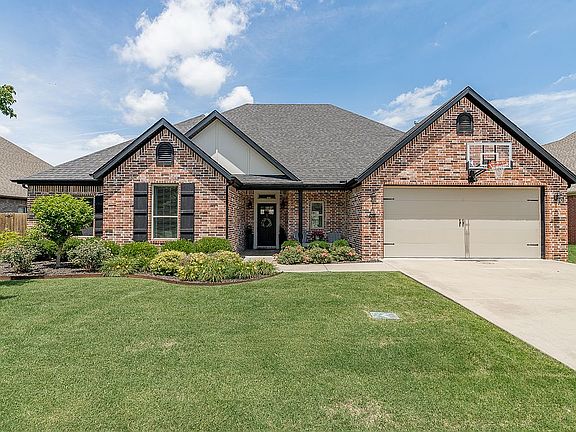 2nd image of 4272 E Troon Dr