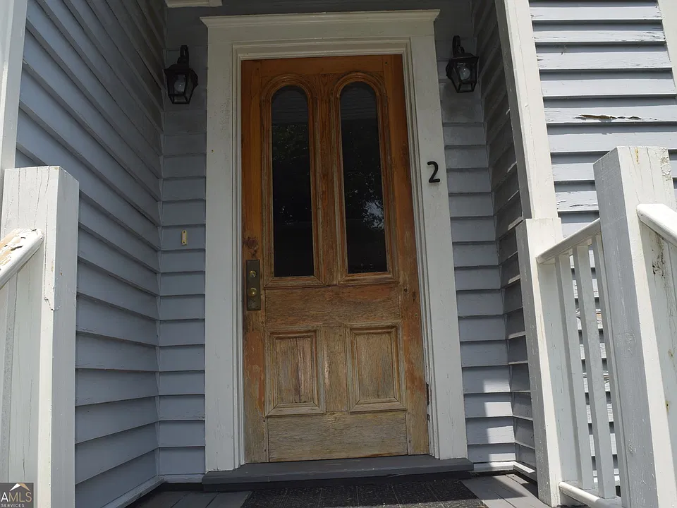 203 N Washington Ave #2