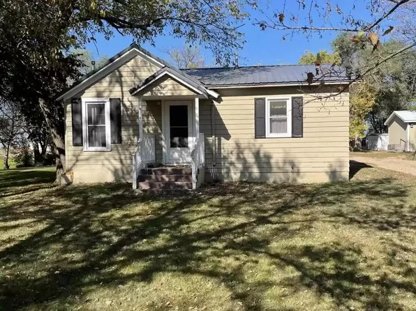414 W Main St, Letcher, SD 57359