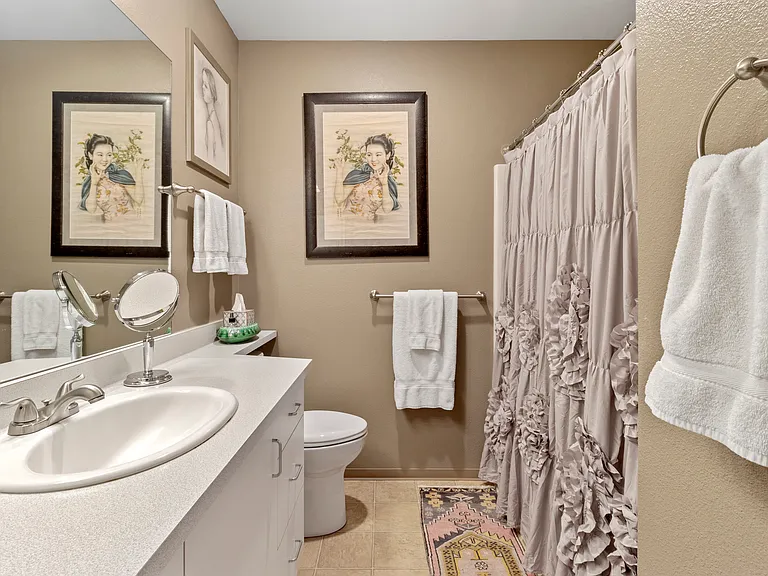 335 NW Uptown Ter #2B — Photo 14