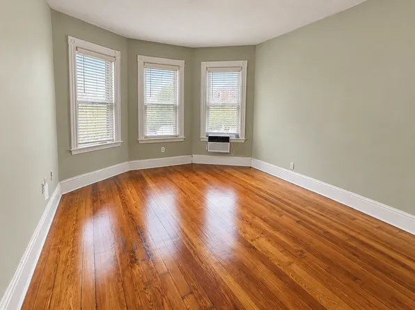 21 Haverford St #1, Jamaica Plain, MA 02130