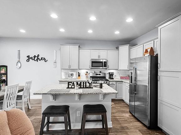 5th image of 5533 Mulberry Pl