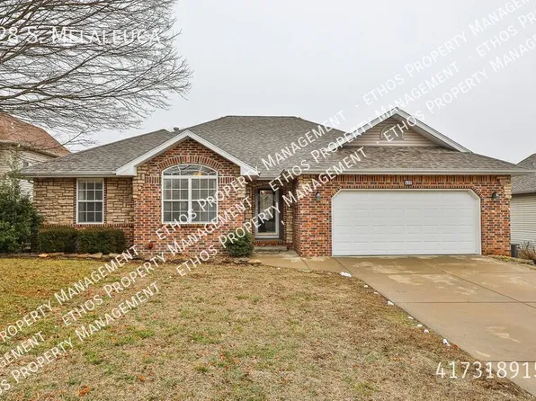 428 Melaleuca Dr, Springfield, MO 65809
