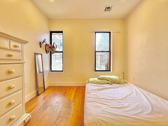 4th image of 173 Utica Ave Floor 3