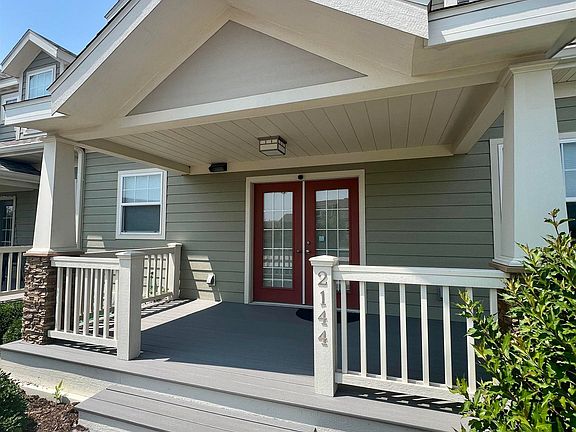 5th image of 2144 Amber Ln