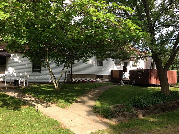 4th image of 14840 Thompson Ave