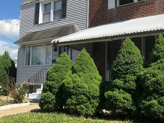 2nd image of 8149 Leon St
