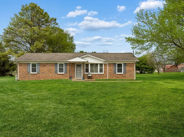 156 Napier Dr, Columbia, TN 38401