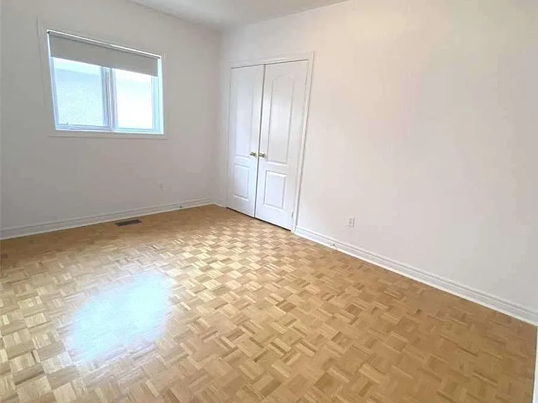 365 Meegan Ct — Photo 10
