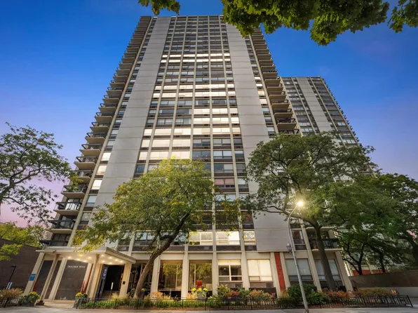 1355 N Sandburg Ter APT 1103D, Chicago, IL 60610