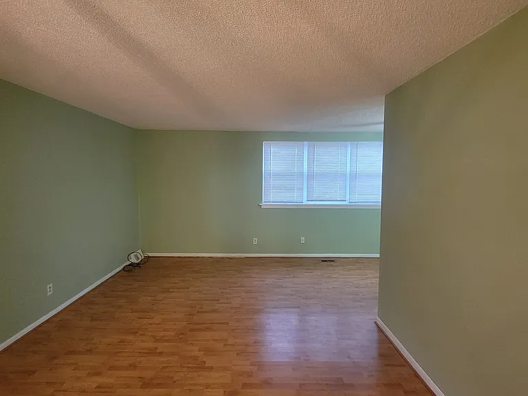 10076 Jeanes St #2 — Photo 3