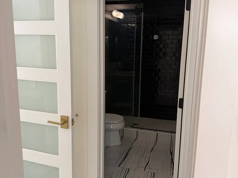 24561 Tonia Ave — Photo 13