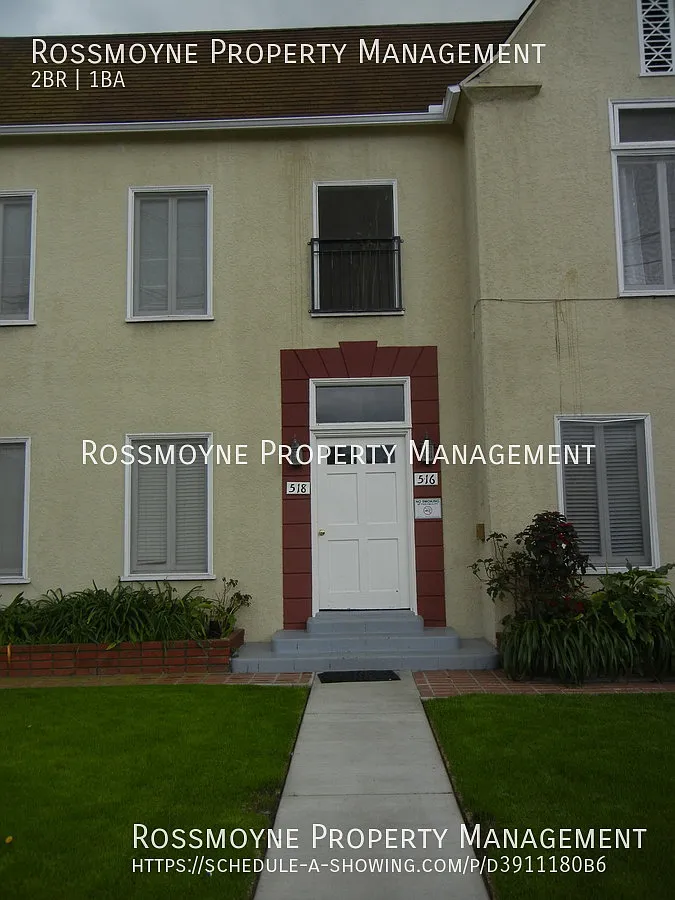 Coming Soon - 2 Bedroom 1 Bath Upper Unit In Vintage Building Close To Adams Square, Glendale — Photo 1
