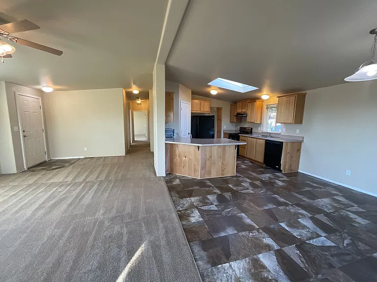 8477 Selder Rd — Photo 3