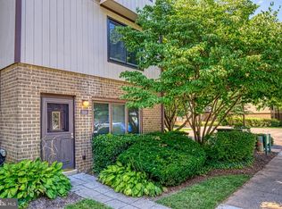 1638 Westwind Way #165, Mc Lean, VA 22102