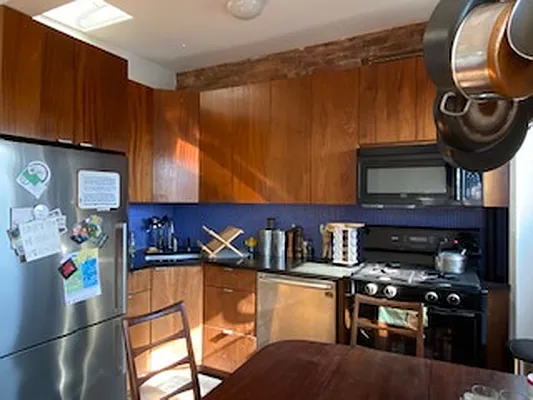 Rented by R New York | media 1