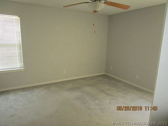 3rd image of 9482 E Cherrywood Dr