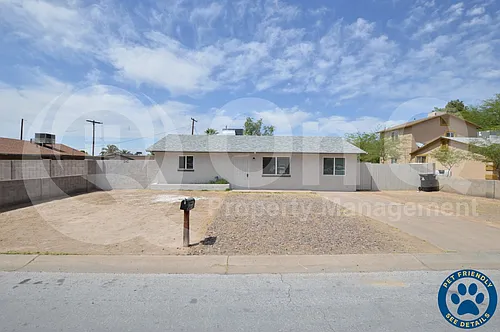 4044 W Burgess Ln Photo 1