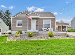 1484 Ries St, Barberton, OH 44203