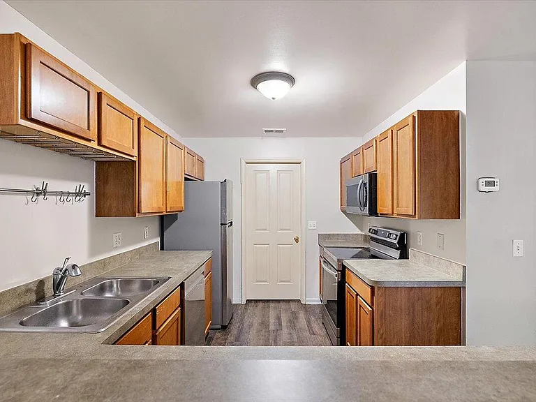 47855 Cardiff Ave — Photo 17