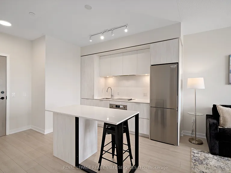 130 River St #1411 — Photo 8
