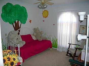 4th image of 806 Easter Dr