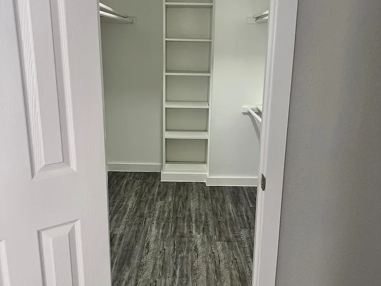 6061 Beverly Hill St — Photo 19