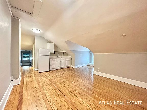 3rd image of 1066 N Clarkson St APT 7
