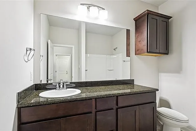 100 E Lake Ct — Photo 9