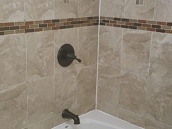 2nd image of 3605 Bainbridge Ave #2