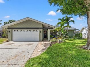 6728 Bonnie Bay Cir N, Pinellas Park, FL 33781