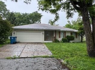315 S Market St, Nixa, MO 65714