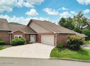 12 Rivers Ct, Oak Ridge, TN 37830