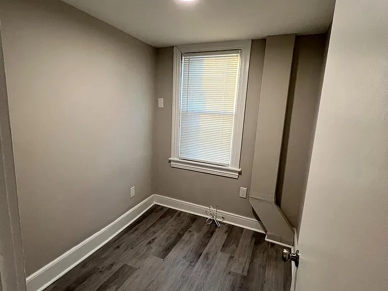 30 Spruce Ave #A — Photo 37