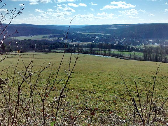 Panoramic view of the valley