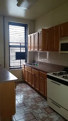 Rented by Robin D Plummer, LREB | media 8