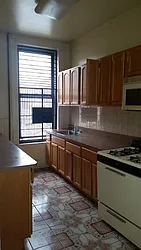 Rented by Robin D Plummer, LREB
