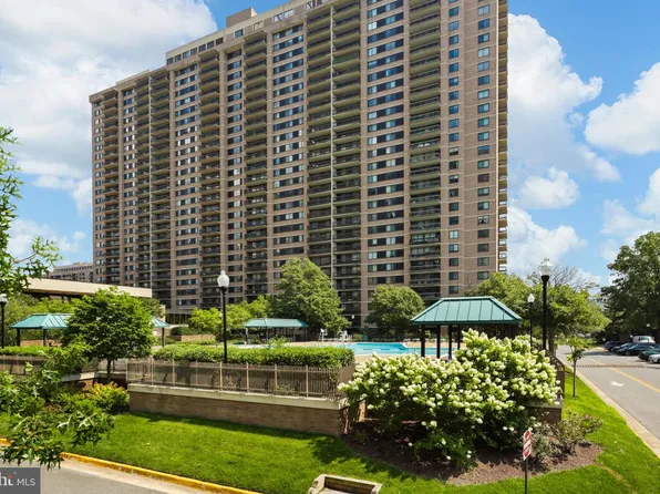 5505 Seminary Rd APT 917N, Falls Church, VA 22041