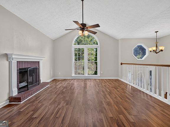 5th image of 398 Dacula Rd