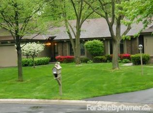 5209 Pine Grove Ct, Toledo, OH 43615