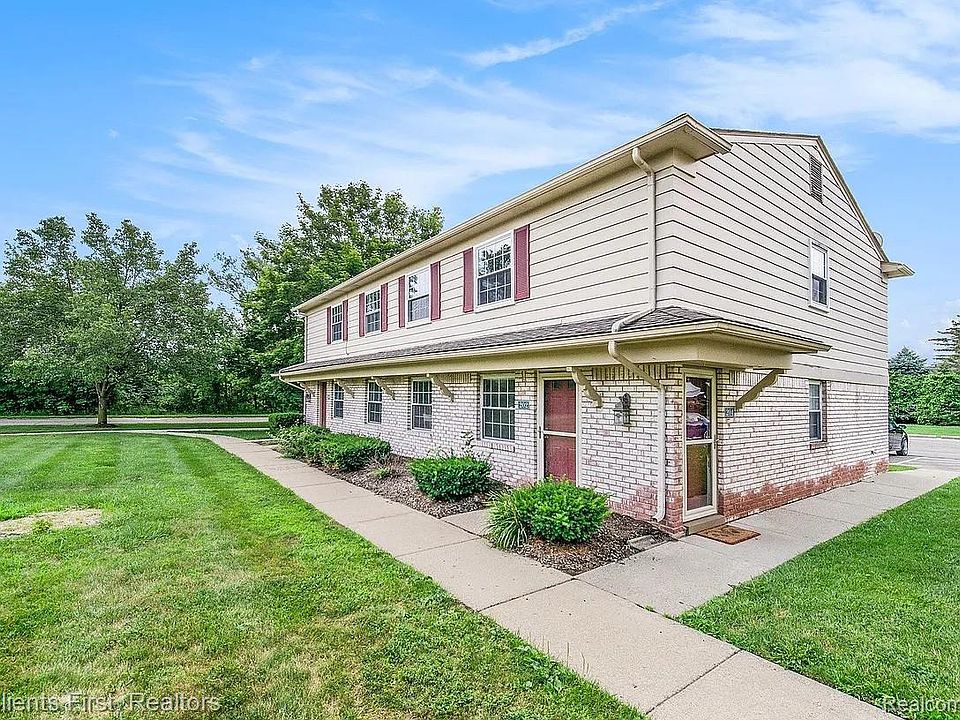 1st image of 204 Princeton Dr