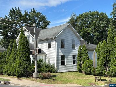 27-29 Roseland Ave, Roseland, NJ, 07068